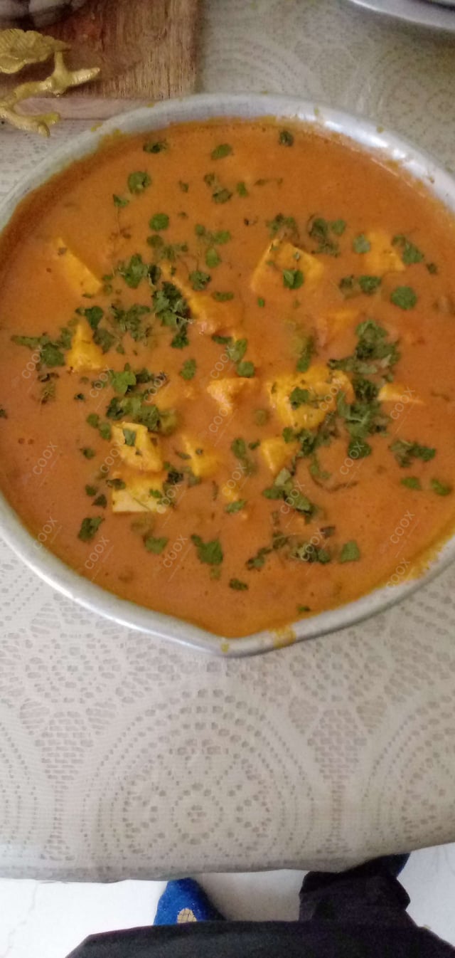 Tasty Matar Paneer cooked by COOX chefs cooks during occasions parties events at home