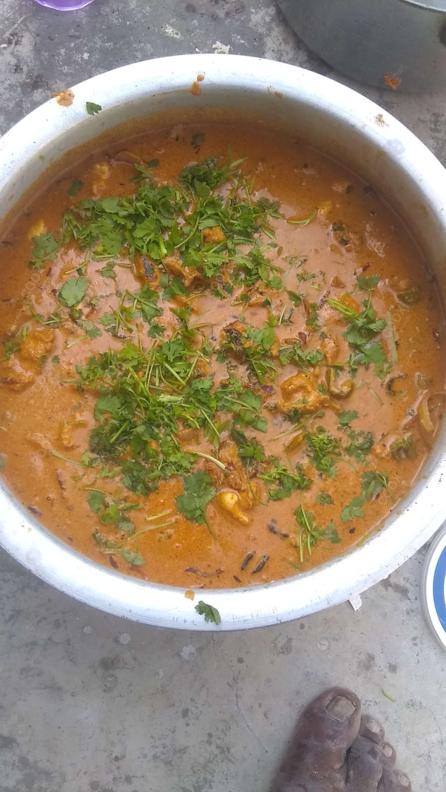 Tasty Kadhai Chicken cooked by COOX chefs cooks during occasions parties events at home