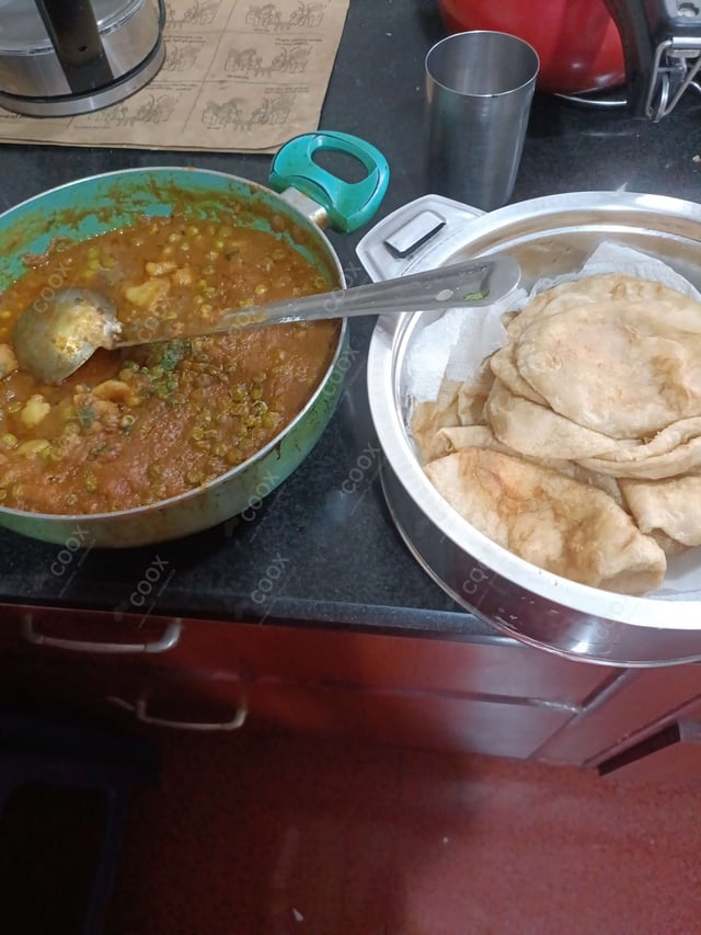 Delicious Poori Bhaji prepared by COOX