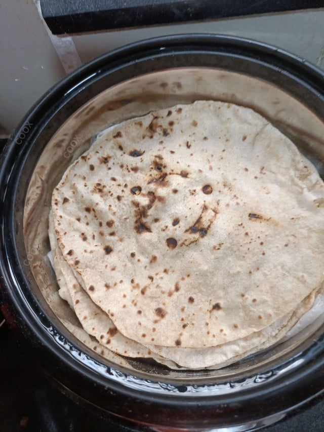 Delicious Tawa Rotis prepared by COOX