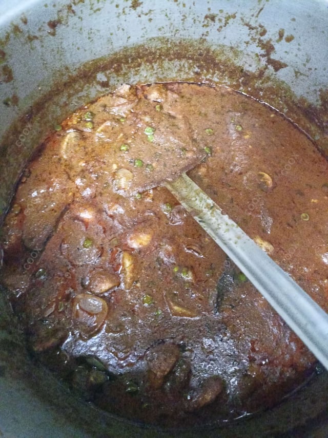 Delicious Mushroom do Pyaza prepared by COOX