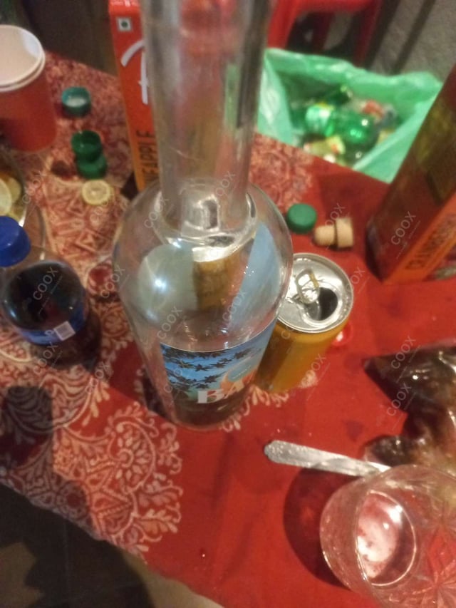 Delicious Regular Soft Drinks, Hard Drinks, Beers, Juices, W prepared by COOX