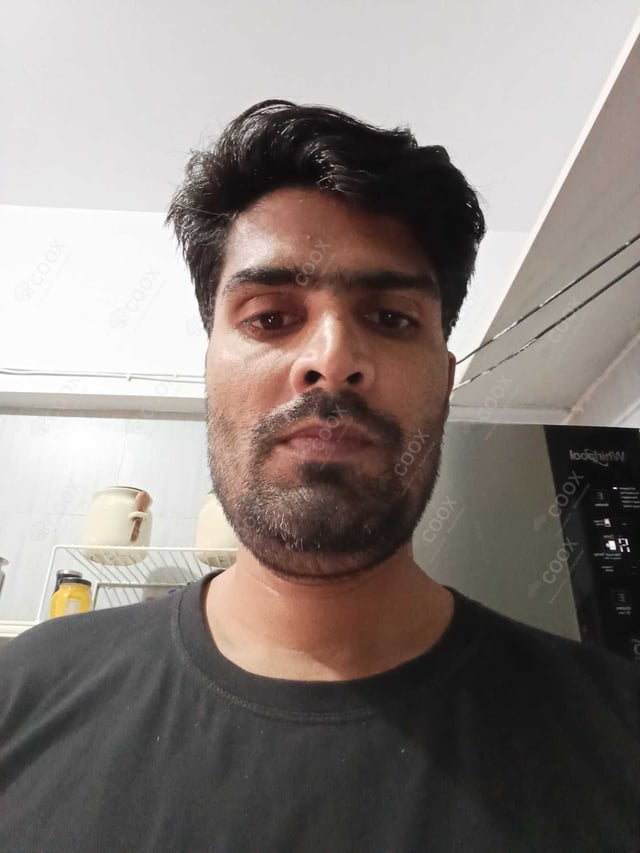 Chef from COOX at bookings. Professional cooks chefs at home