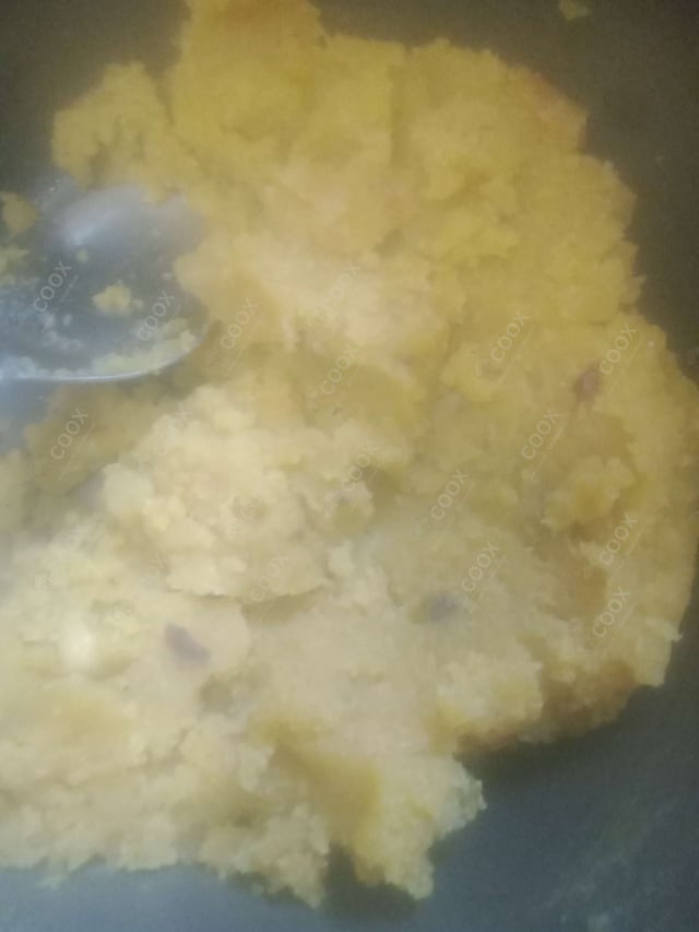 Delicious Moong Dal Halwa prepared by COOX