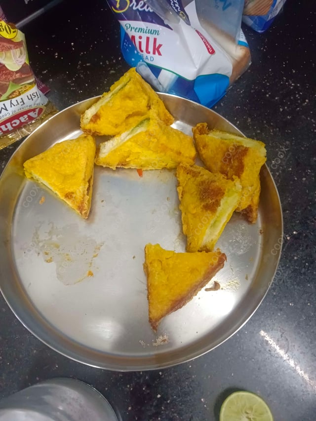 Tasty Bread Pakode cooked by COOX chefs cooks during occasions parties events at home