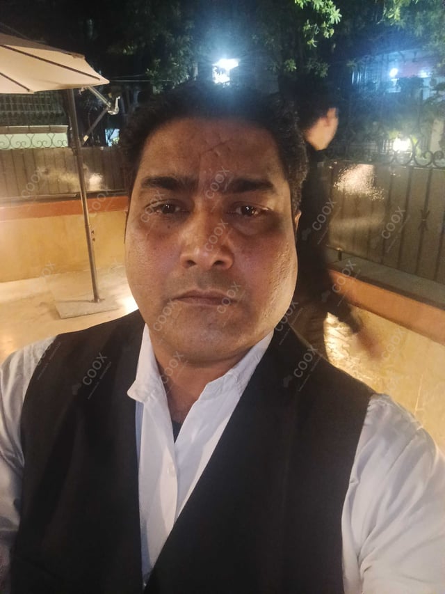 Chef from COOX at bookings. Professional cooks chefs at home