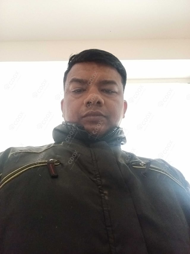 Chef from COOX at bookings. Professional cooks chefs at home