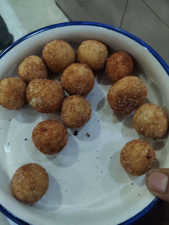 Delicious Fried Cheese Balls prepared by COOX