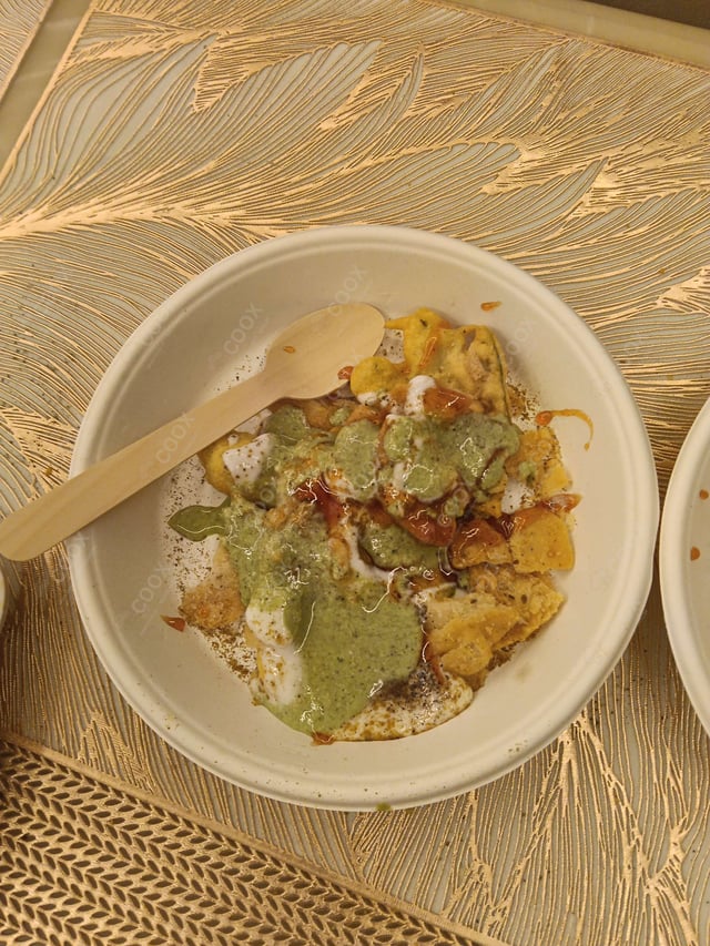 Delicious Palak Patta Chaat prepared by COOX