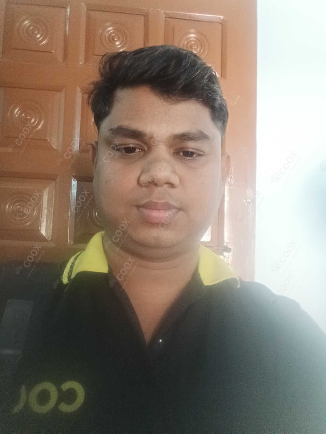 Chef from COOX at bookings. Professional cooks chefs at home