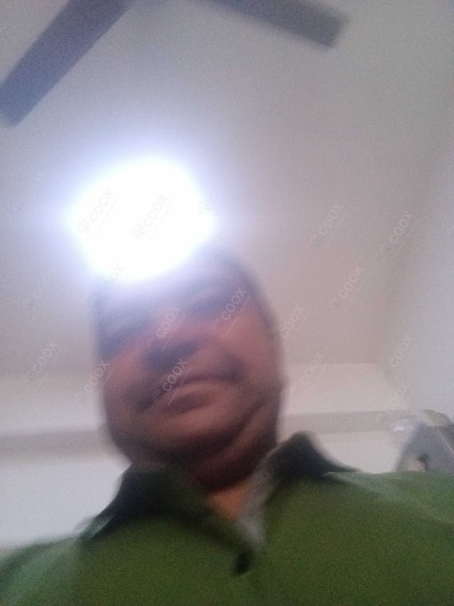 Chef from COOX at bookings. Professional cooks chefs at home