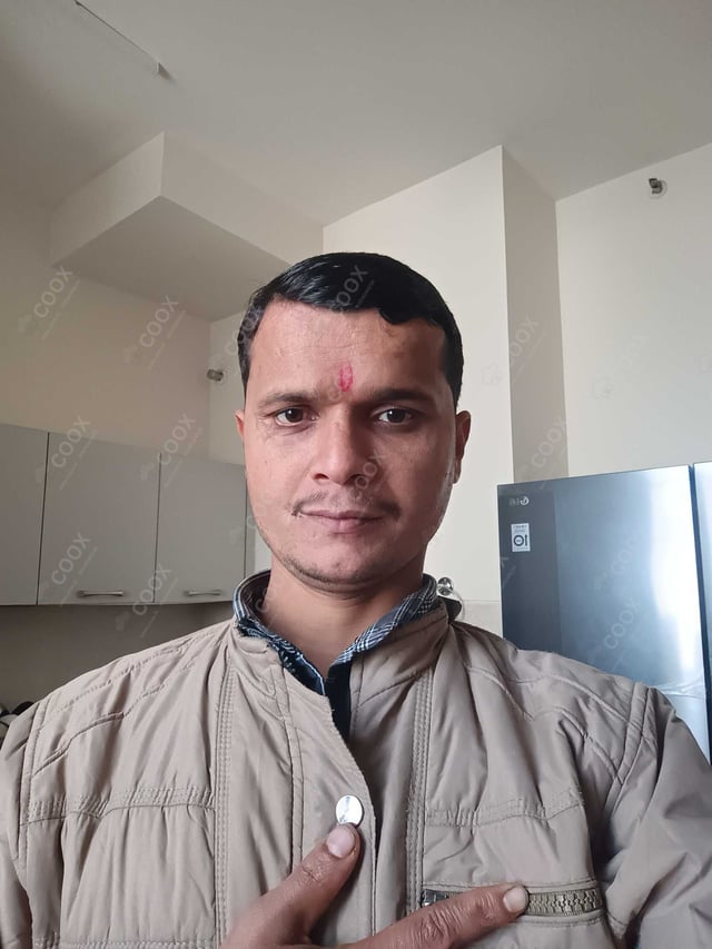 Chef from COOX at bookings. Professional cooks chefs at home