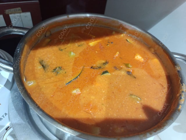Delicious Red Thai Curry prepared by COOX