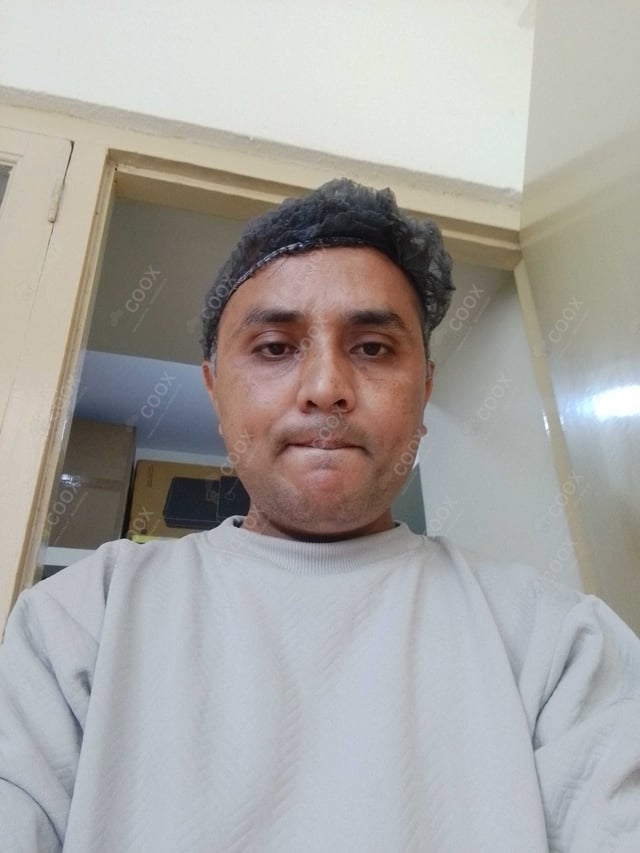 Chef from COOX at bookings. Professional cooks chefs at home