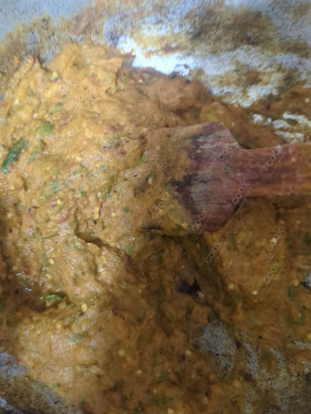 Tasty Baingan Ka bharta cooked by COOX chefs cooks during occasions parties events at home