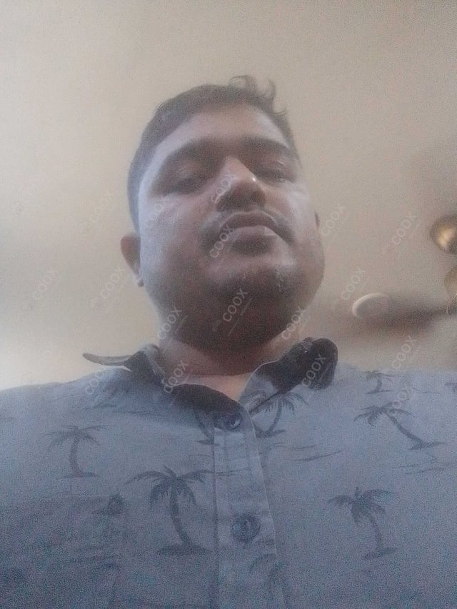 Chef from COOX at bookings. Professional cooks chefs at home