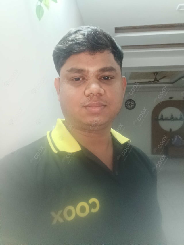 Chef from COOX at bookings. Professional cooks chefs at home