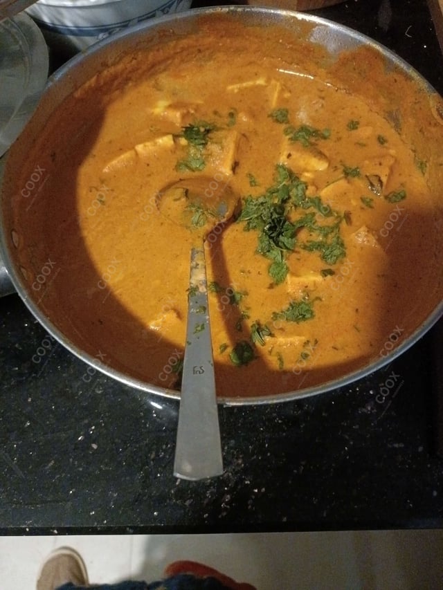 Delicious Shahi Paneer prepared by COOX