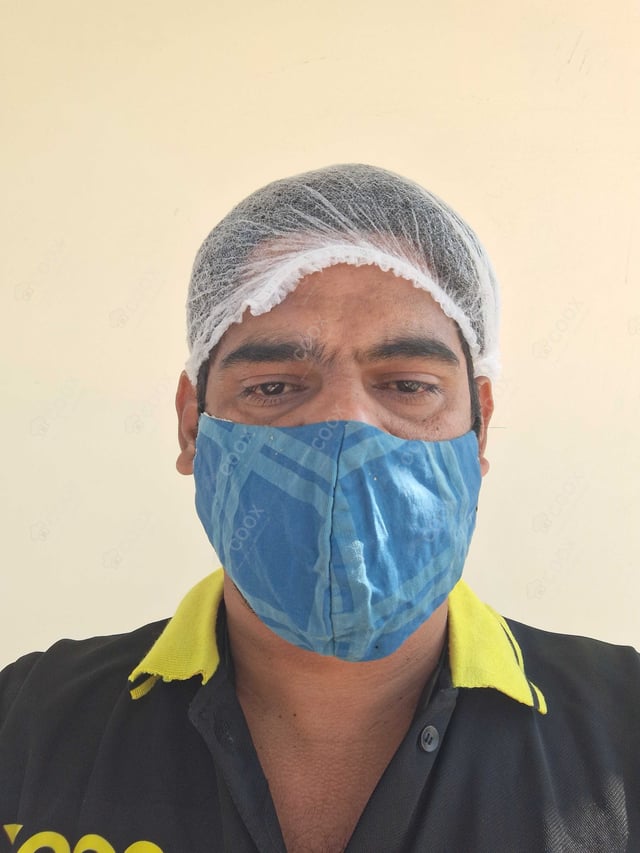 Chef from COOX at bookings. Professional cooks chefs at home