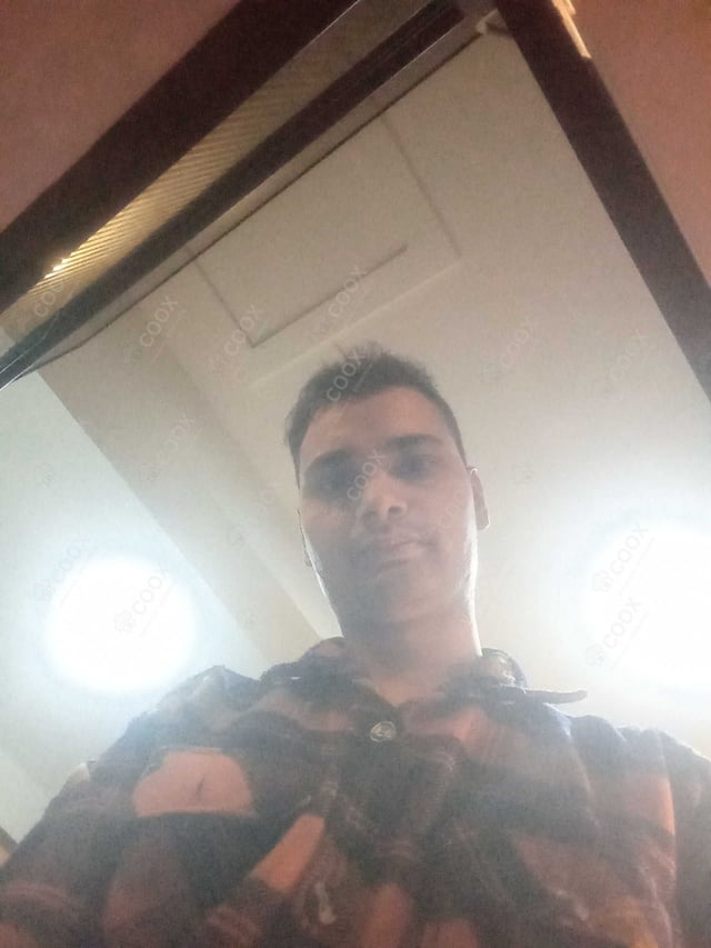 Chef from COOX at bookings. Professional cooks chefs at home