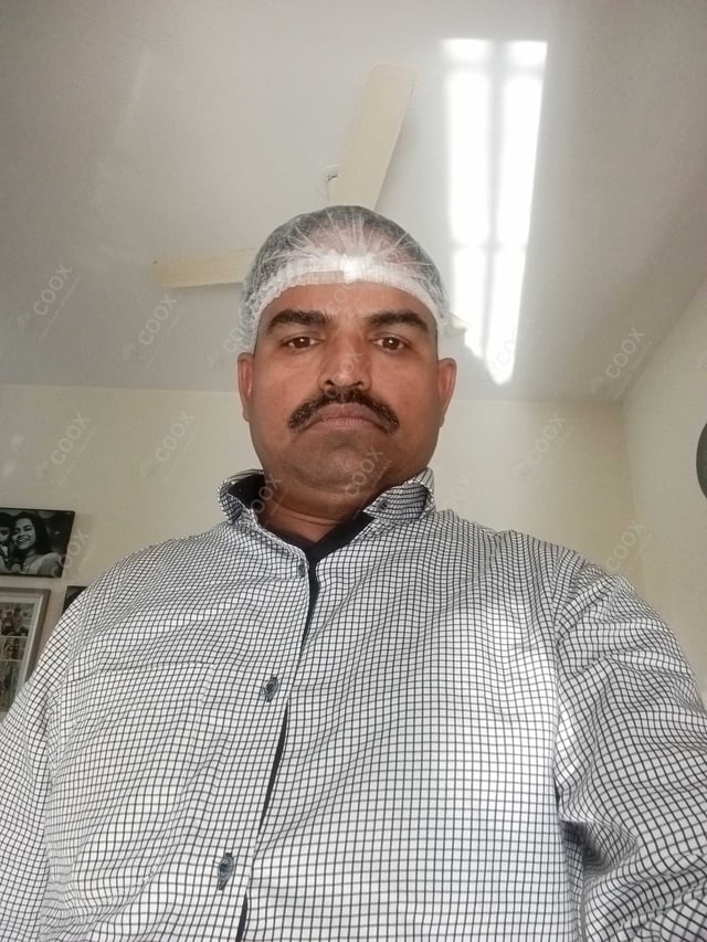 Chef from COOX at bookings. Professional cooks chefs at home