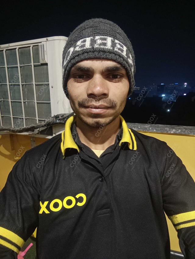 Chef from COOX at bookings. Professional cooks chefs at home