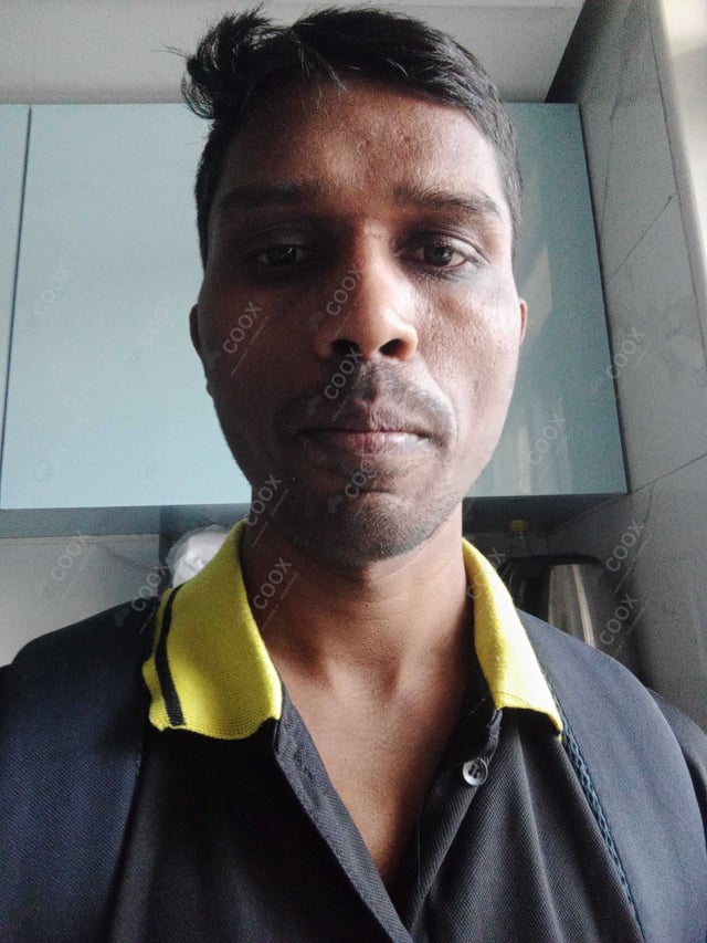 Chef from COOX at bookings. Professional cooks chefs at home