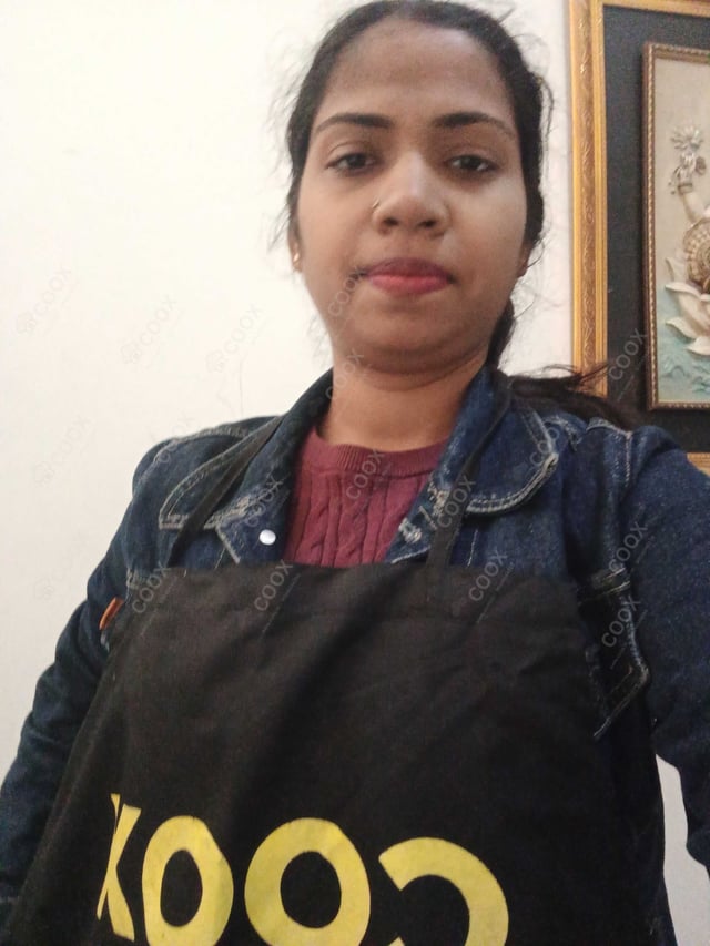 Chef from COOX at bookings. Professional cooks chefs at home