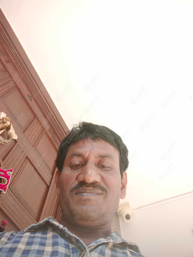 Chef from COOX at bookings. Professional cooks chefs at home