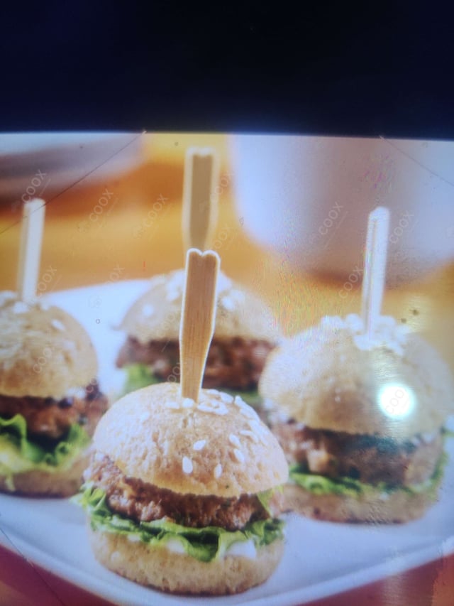 Delicious Mini Veg Burgers prepared by COOX