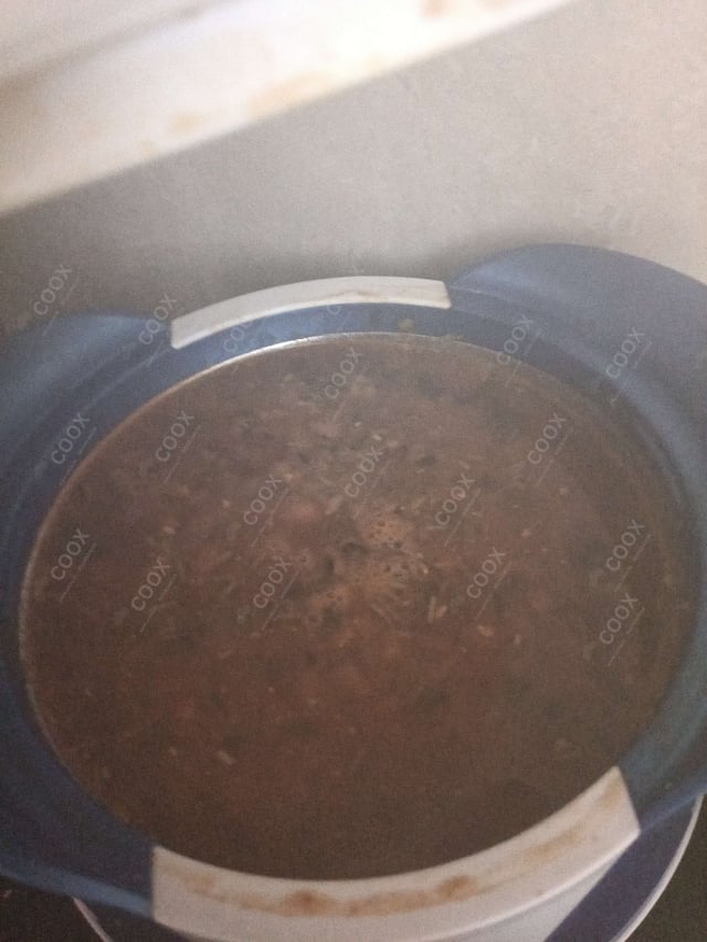 Tasty Lobia (Gravy) cooked by COOX chefs cooks during occasions parties events at home