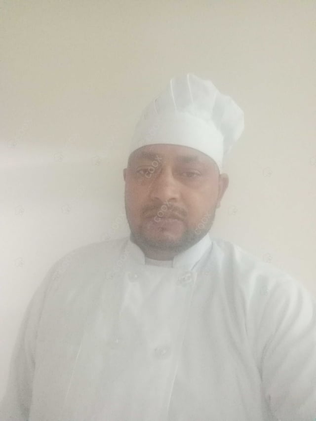 Chef from COOX at bookings. Professional cooks chefs at home
