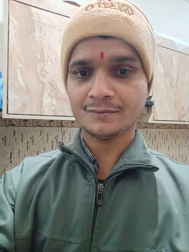 Chef from COOX at bookings. Professional cooks chefs at home