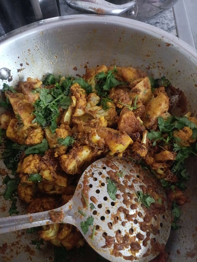 Delicious Aloo Gobhi prepared by COOX