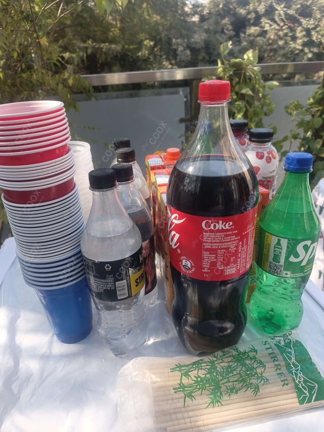 Delicious Regular Soft Drinks, Hard Drinks, Beers, Juices, W prepared by COOX