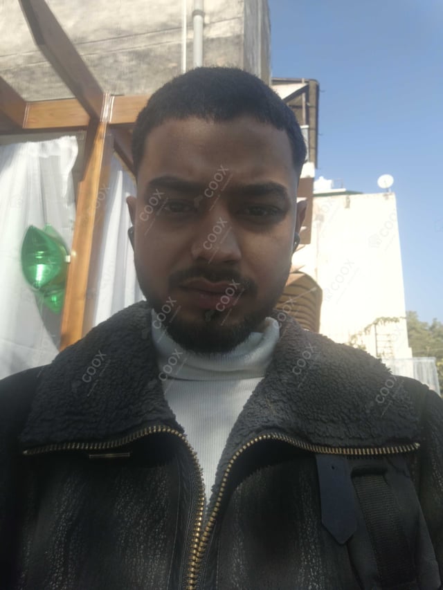 Chef from COOX at bookings. Professional cooks chefs at home