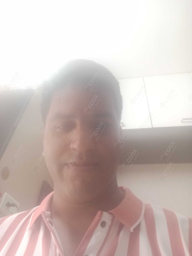 Chef from COOX at bookings. Professional cooks chefs at home