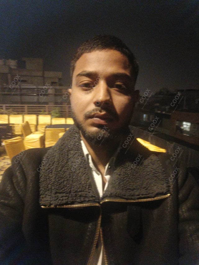 Chef from COOX at bookings. Professional cooks chefs at home