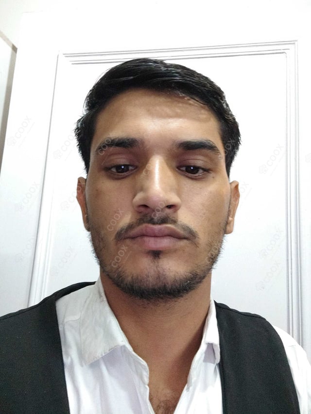 Chef from COOX at bookings. Professional cooks chefs at home