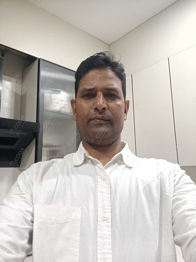 Chef from COOX at bookings. Professional cooks chefs at home