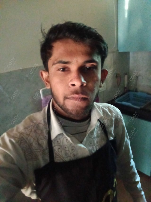 Chef from COOX at bookings. Professional cooks chefs at home