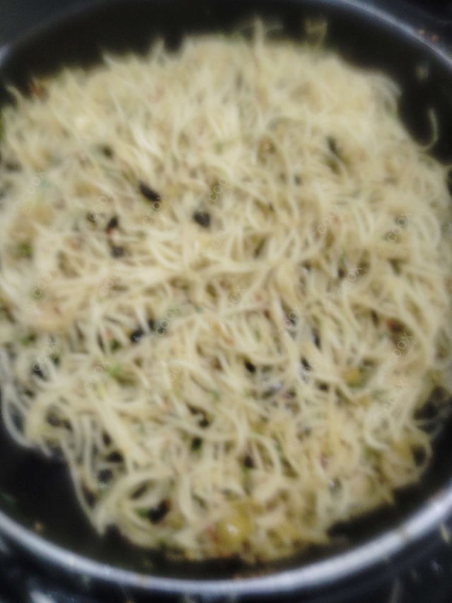 Delicious Spaghetti Aglio e Olio prepared by COOX