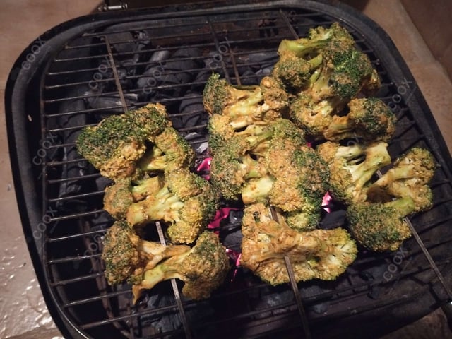 Delicious Tandoori Broccoli prepared by COOX