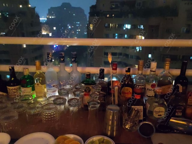 Delicious Regular Soft Drinks, Hard Drinks, Beers, Juices, W prepared by COOX