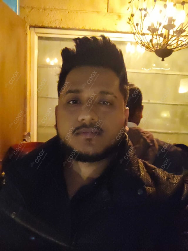 Chef from COOX at bookings. Professional cooks chefs at home