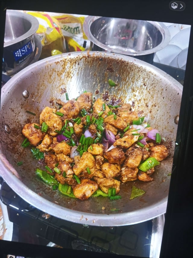 Delicious Chilli  Chicken prepared by COOX