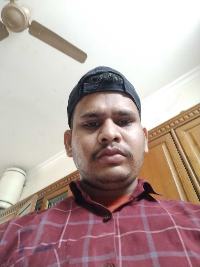 Chef from COOX at bookings. Professional cooks chefs at home