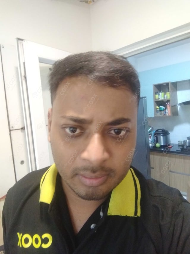 Chef from COOX at bookings. Professional cooks chefs at home