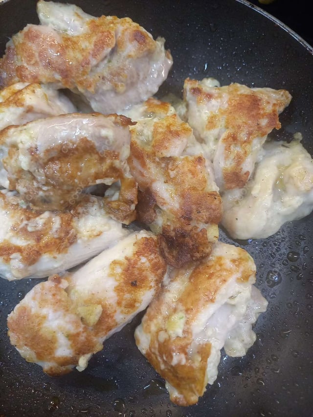 Delicious Murgh Malai Tikka prepared by COOX