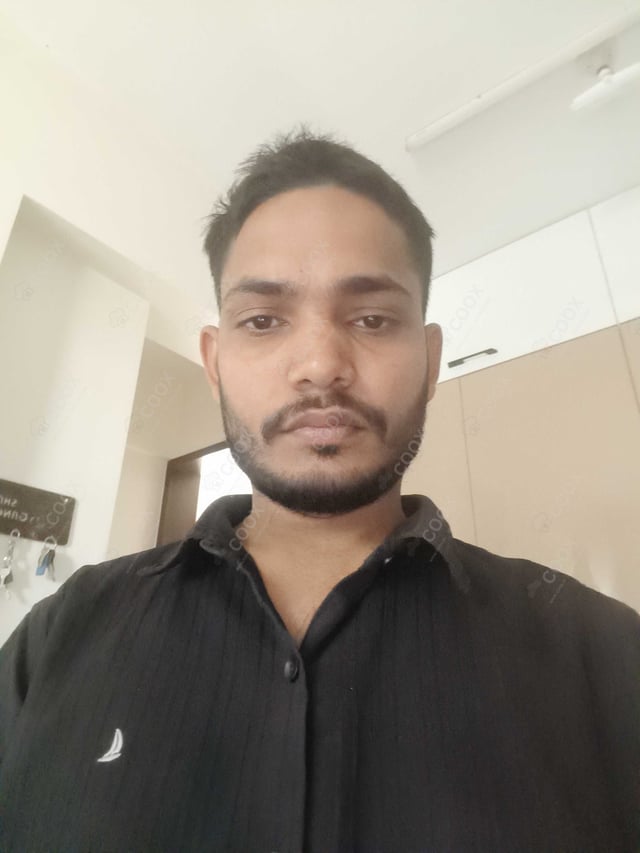 Chef from COOX at bookings. Professional cooks chefs at home